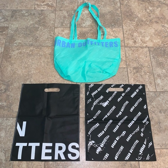 Urban Outfitters three reusable bags - Picture 2 of 5